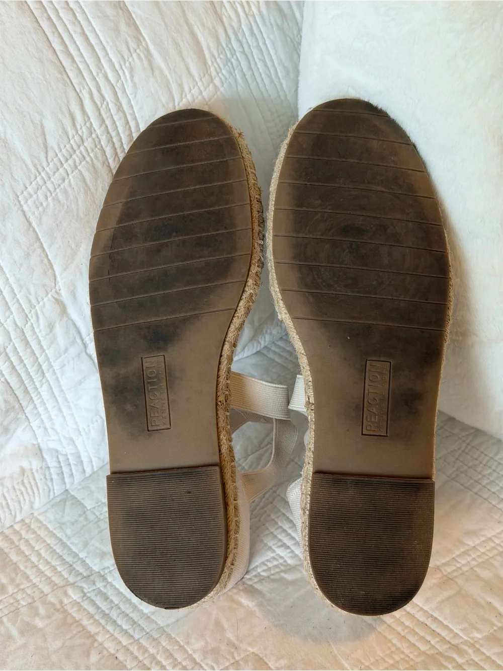 Reaction Kenneth Cole Beige Espadrille Flats with Rhinestone Toe 9M